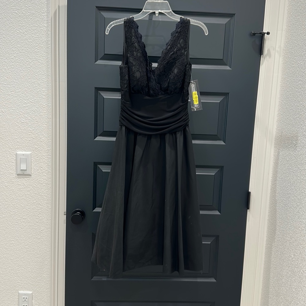 Jessica Howard Tea Length Semi-Formal Dress 👗